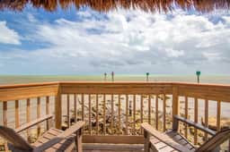 Keys Waterfront Condo with Beach, Pool, Sunset Views - Image 4