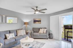 Sunshine and Sandbars Waterfront Condo - Image 3