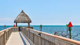 Oceanside Family Condo with Pool and Beach Access - Image 4
