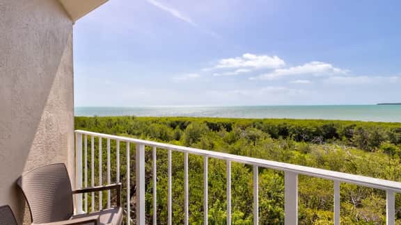 Sunrise Suite with Unobstructed Ocean Views - Image 5