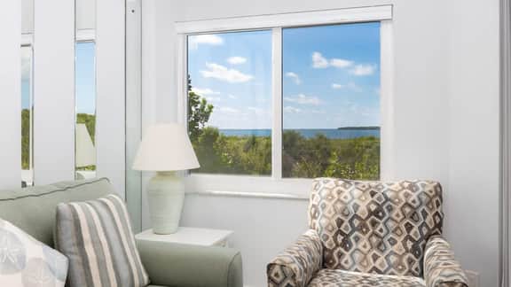 Spacious End Suite with Atlantic Views - Image 5