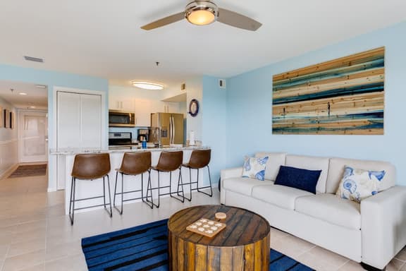 Deja Blue Oceanfront Condo 2 Lanais, Pool, Beach - Image 1